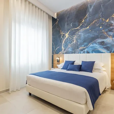 Julia'S Boutique Rooms-3